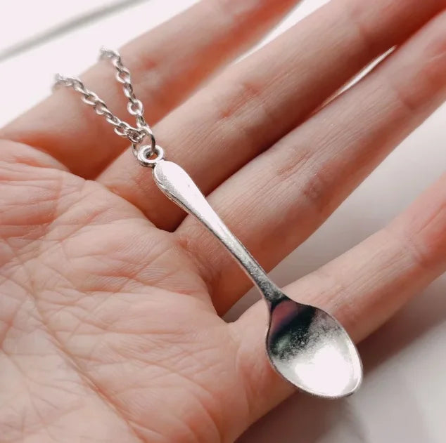 Wonderland Crown Cutlery Set, Gothic Tableware product photo 3