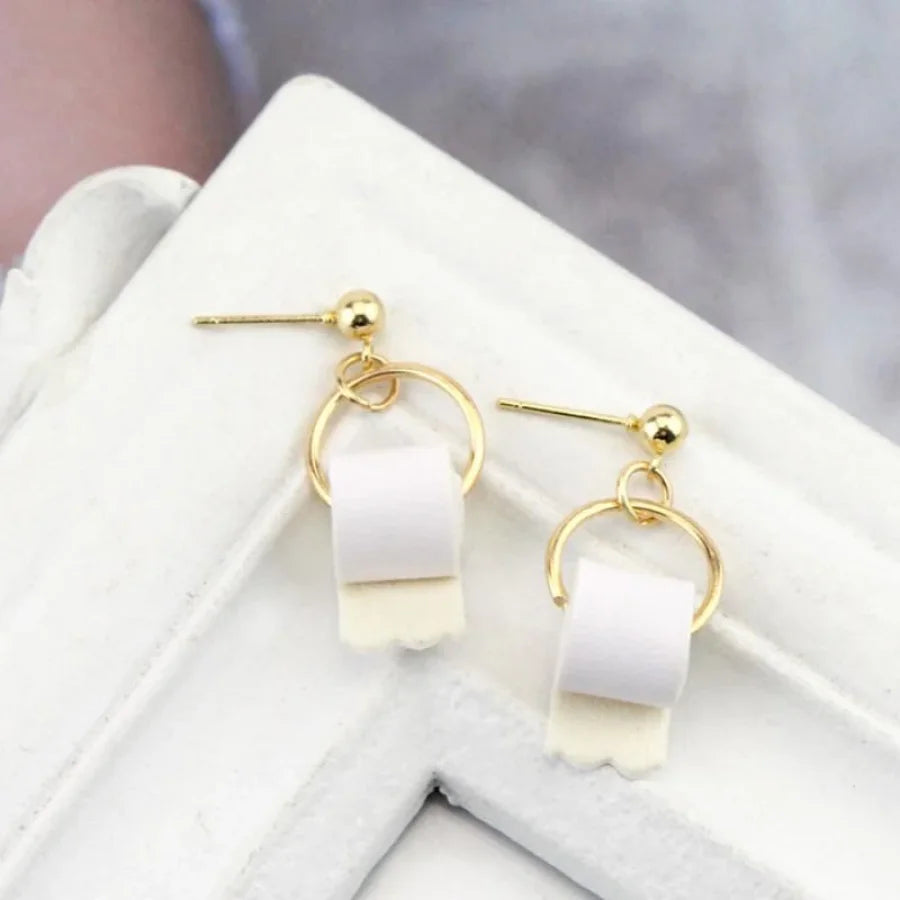 Quirky toilet roll dangle novelty earrings, view 5
